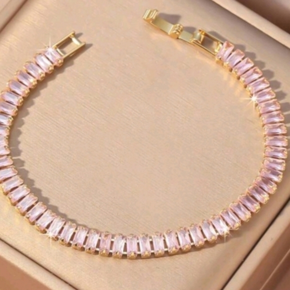 Elegant Ligh Purple / Lavander Women's Bracelet - Picture 8 of 8